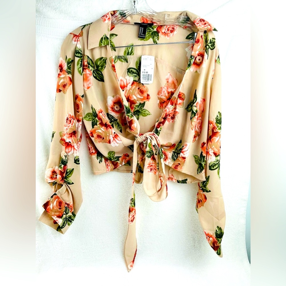 Forever 21 Floral Tie Front Top 3/4 sleeve Sz M
